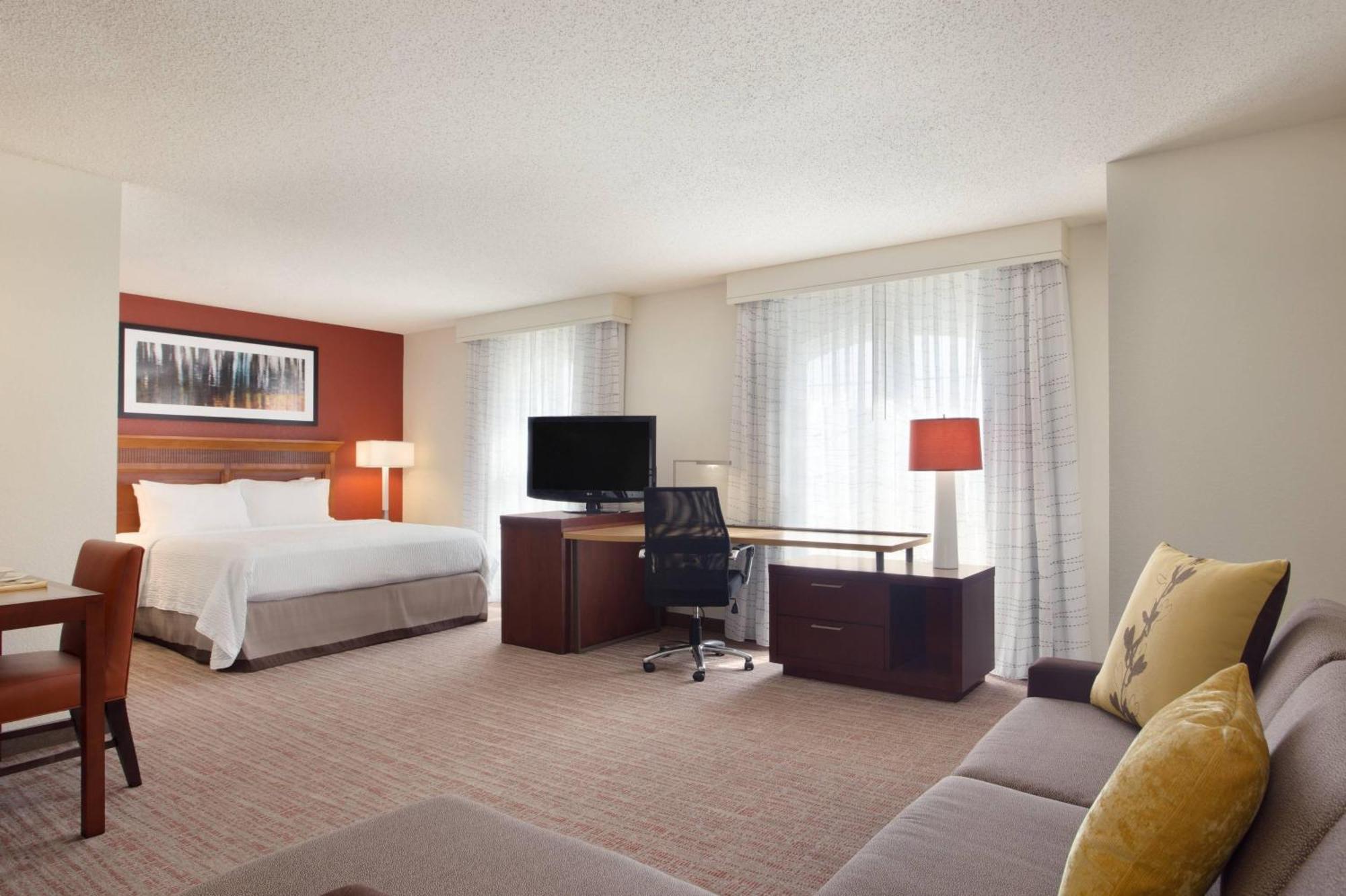 Residence Inn Joplin 3*